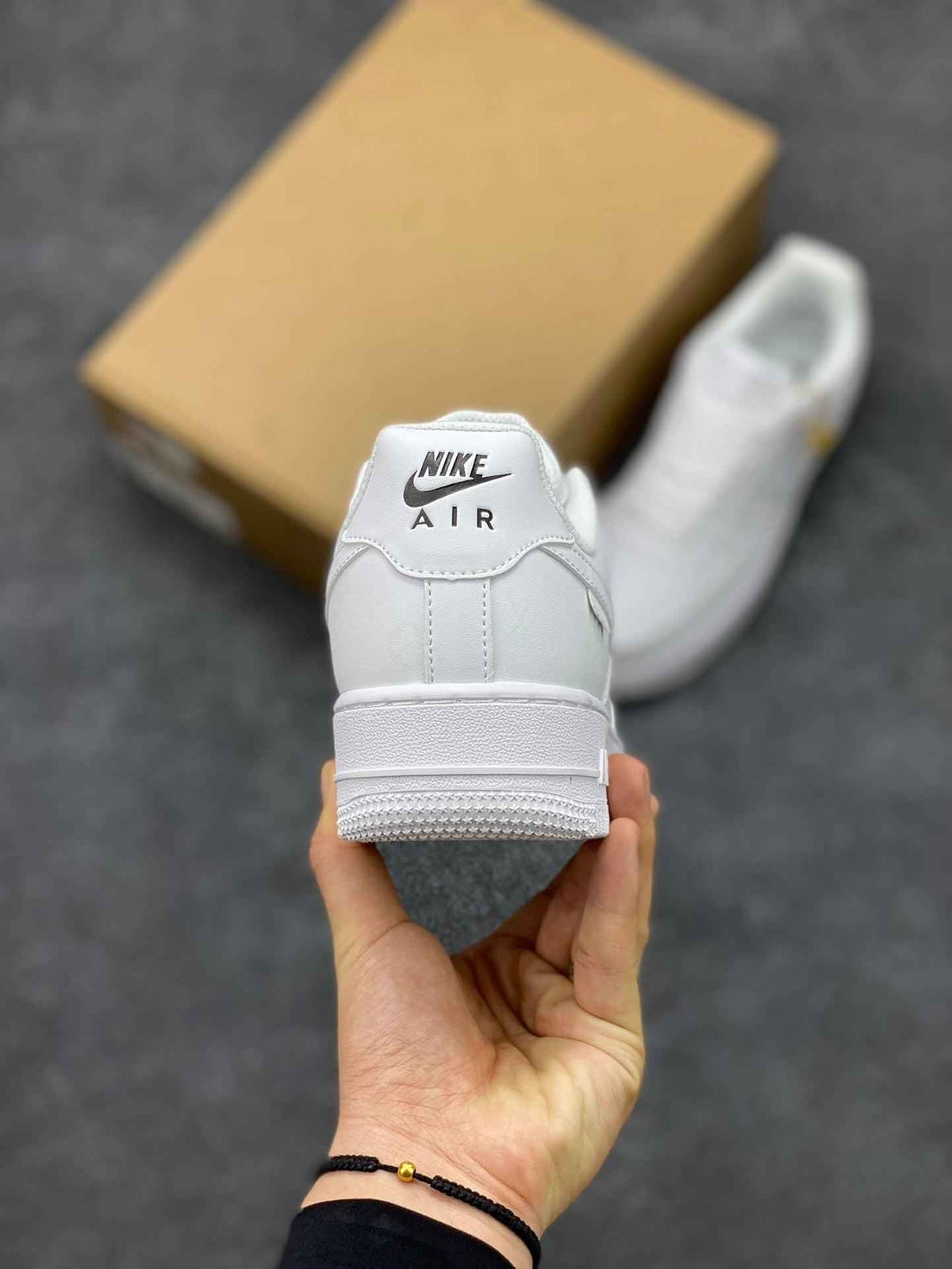 Custom Air Force 1 × LV LD4631-203 SneakerNational