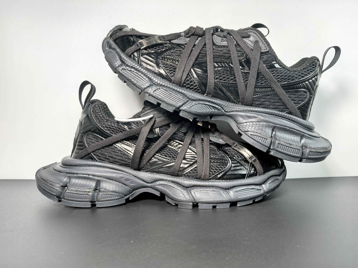 Balenciaga Runner 3XL Extreme Lace 03