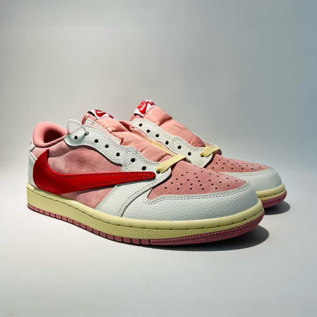 Travis Scott x Air Jordan 1 Low OG – A Legendary Sneaker Collaboration