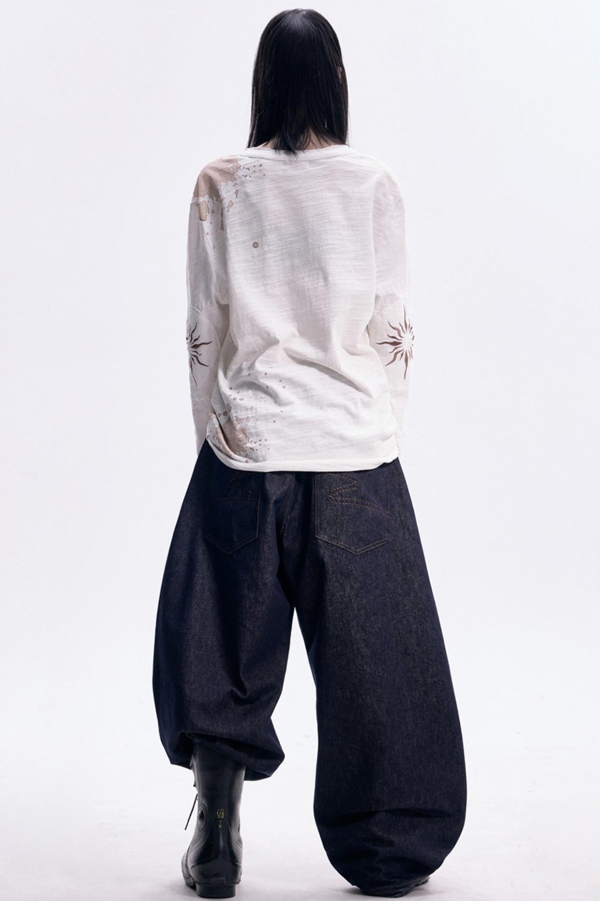 Men's Vintage White Long-Sleeve Tee - Notkicks