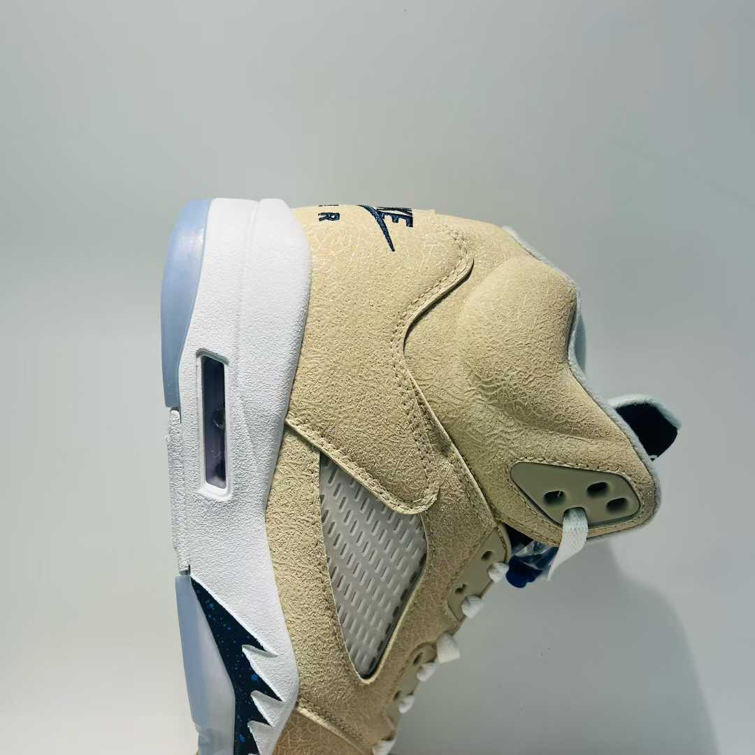 Air Jordan 5 Retro: A Blend of Iconic Style and Modern Comfort