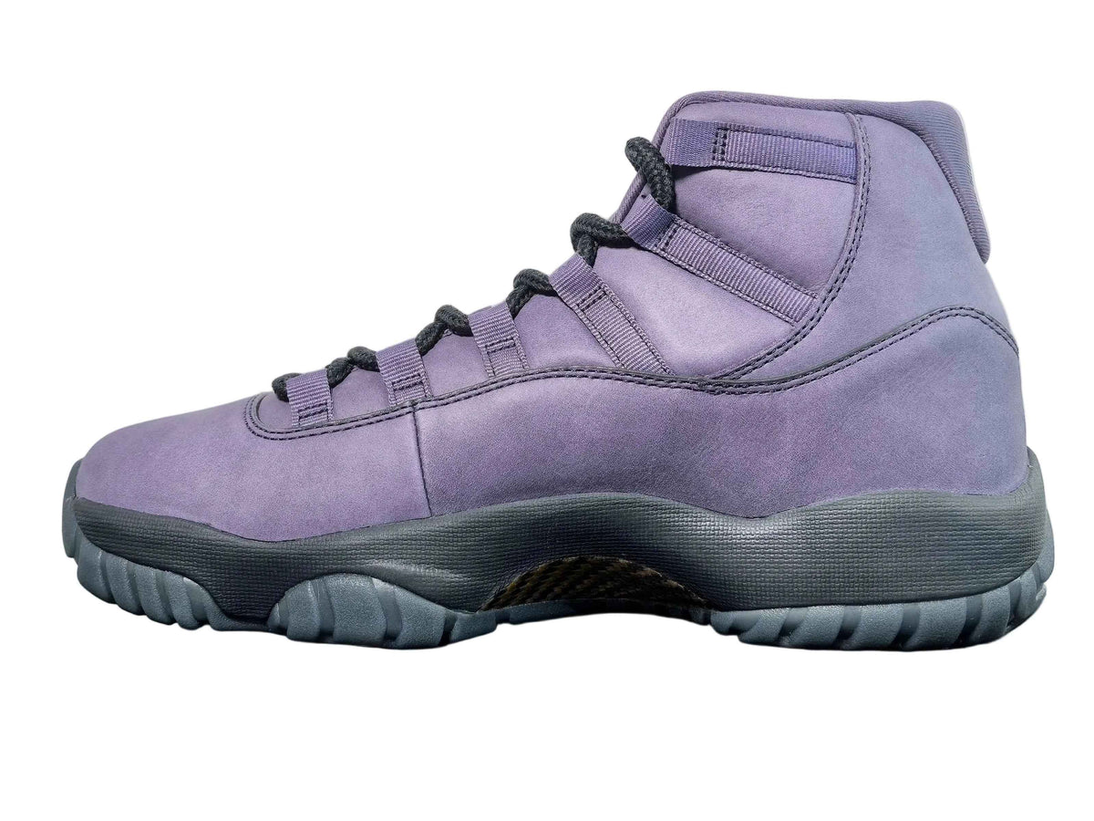 Air Jordan 11 “Las Vegas” - Elevate Your Sneaker Game