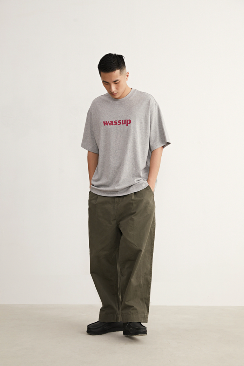Bold Big Logo Print Basic Tee - Notkicks