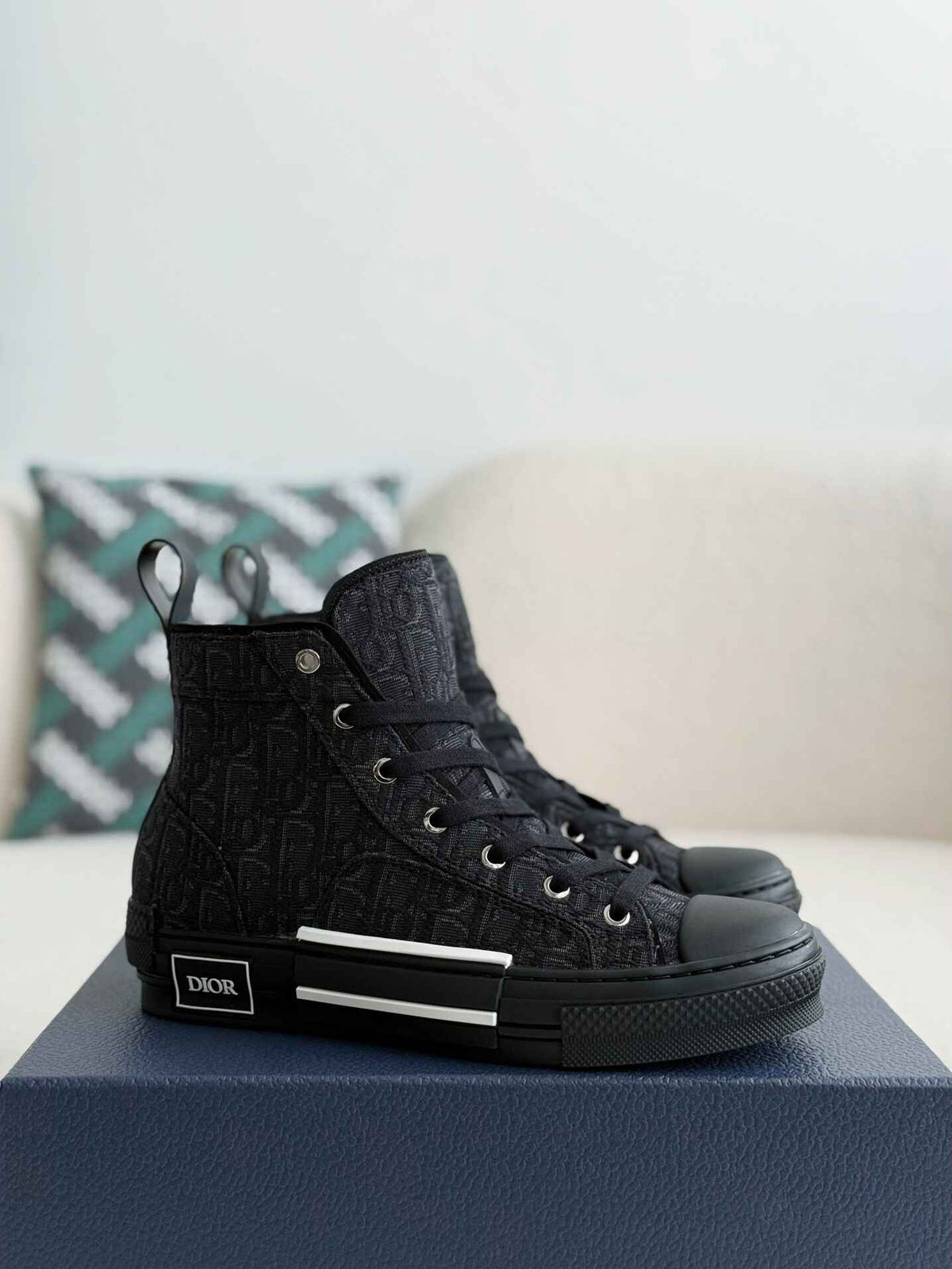 Dior B23 High-Top Sneaker in Black Dior Oblique Jacquard HolloShoe
