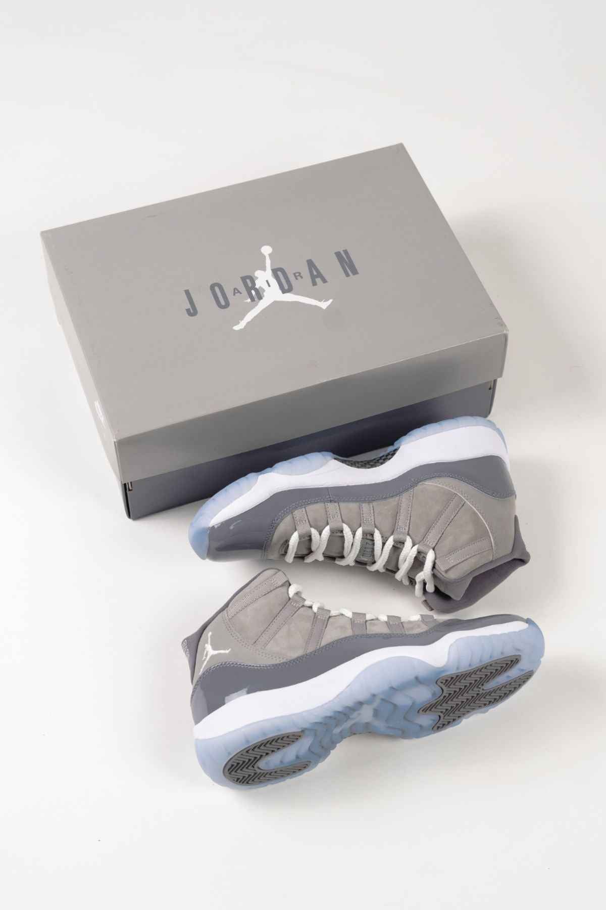 Air Jordan 11 Retro  Cool Grey