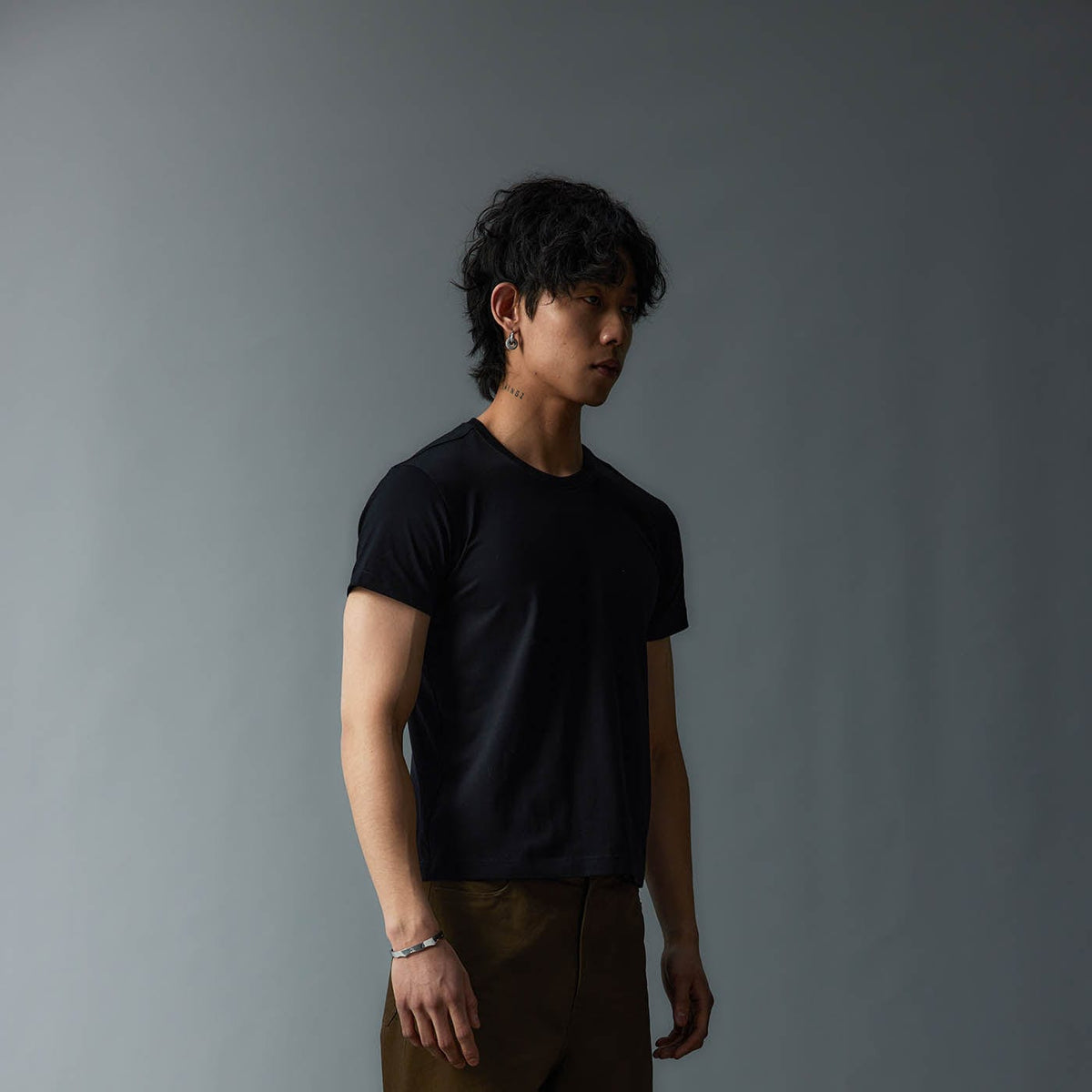 Basic Fitted Cut T-Shirt - Notkicks