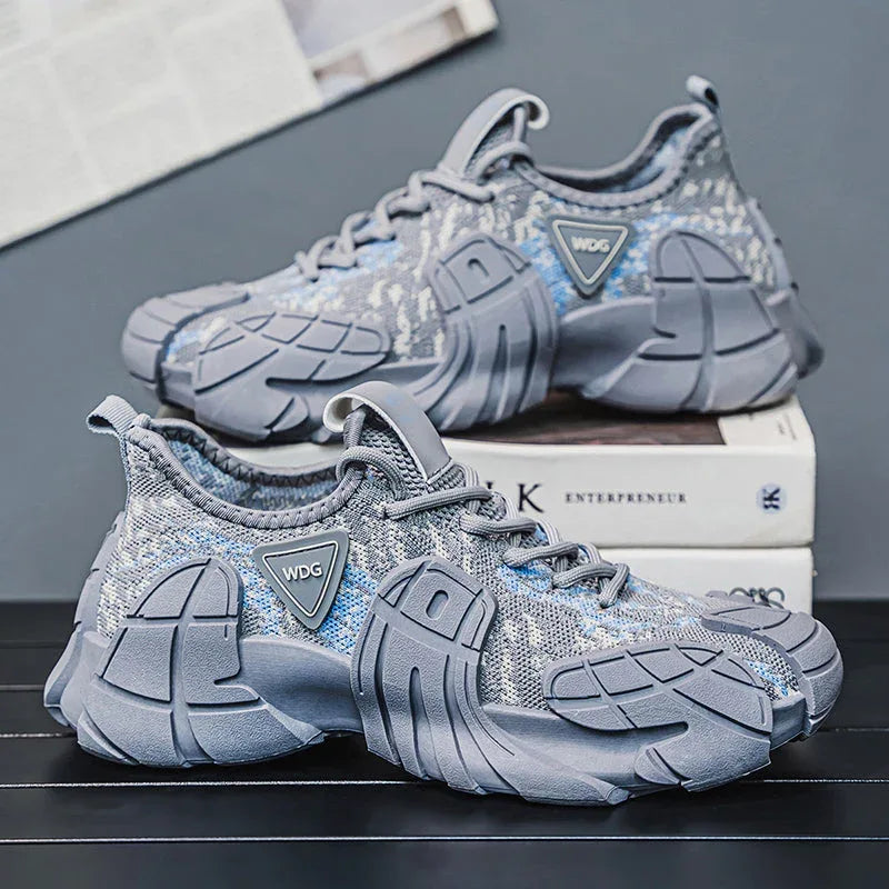 Metro Pace T84 Sneakers - Luxuryurbanwear