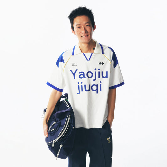 Retro Contrast-Panel V-Neck Jersey - Notkicks