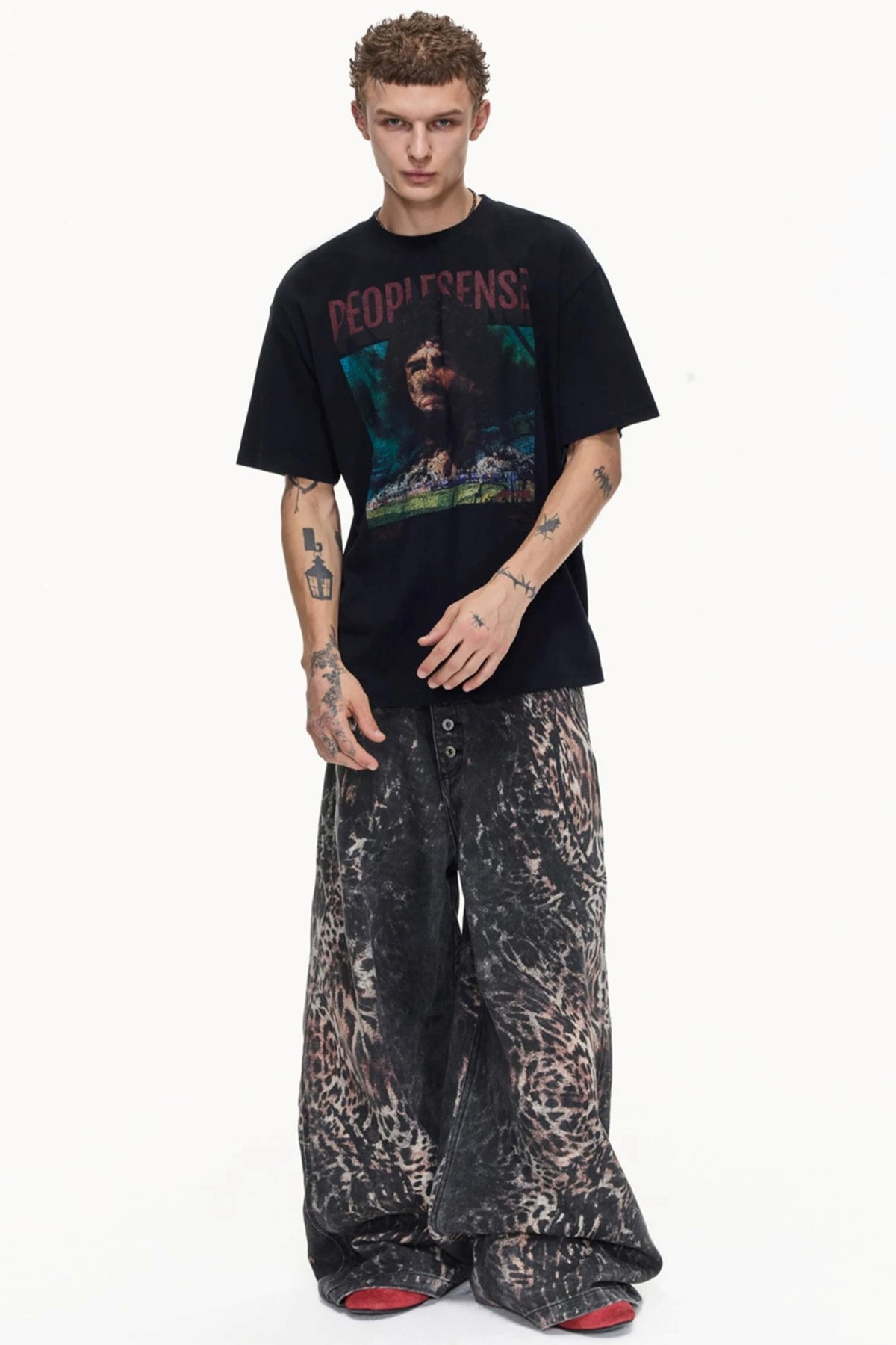 Men's Retro Distressed Cotton Tee - Notkicks