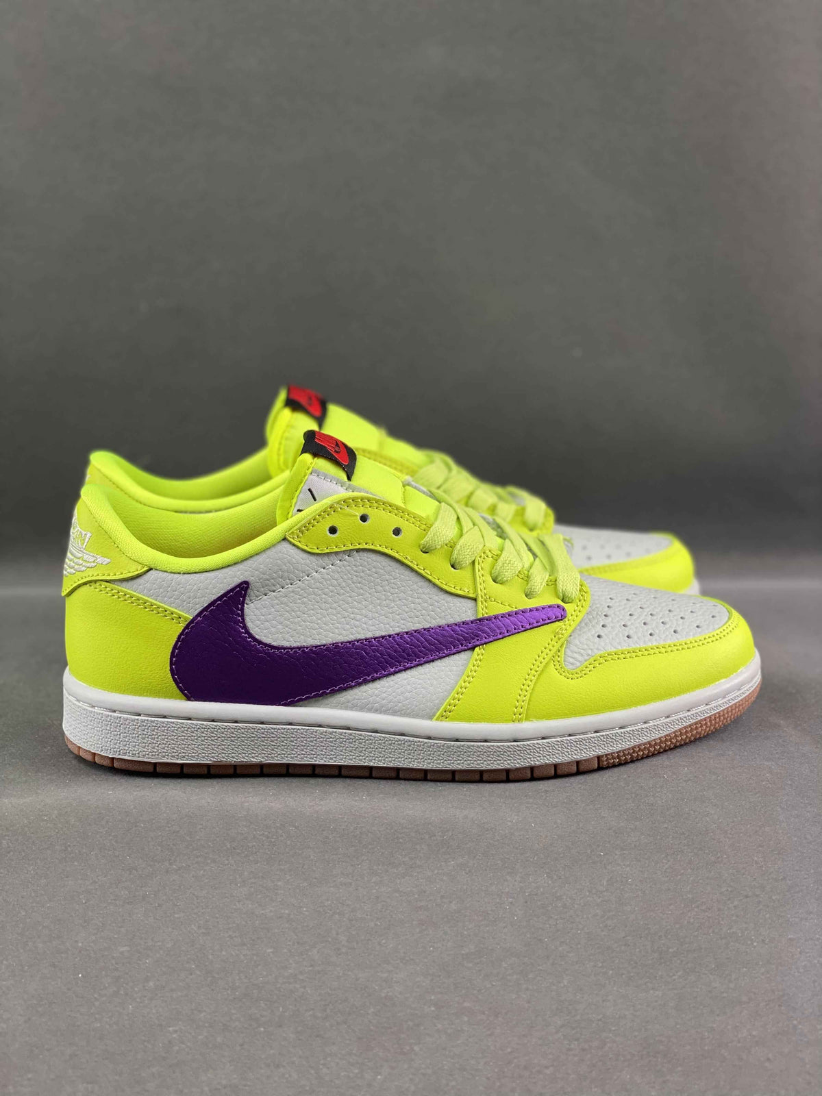 Air Jordan 1 x Travis Scott Neon: Iconic Streetwear Sneaker
