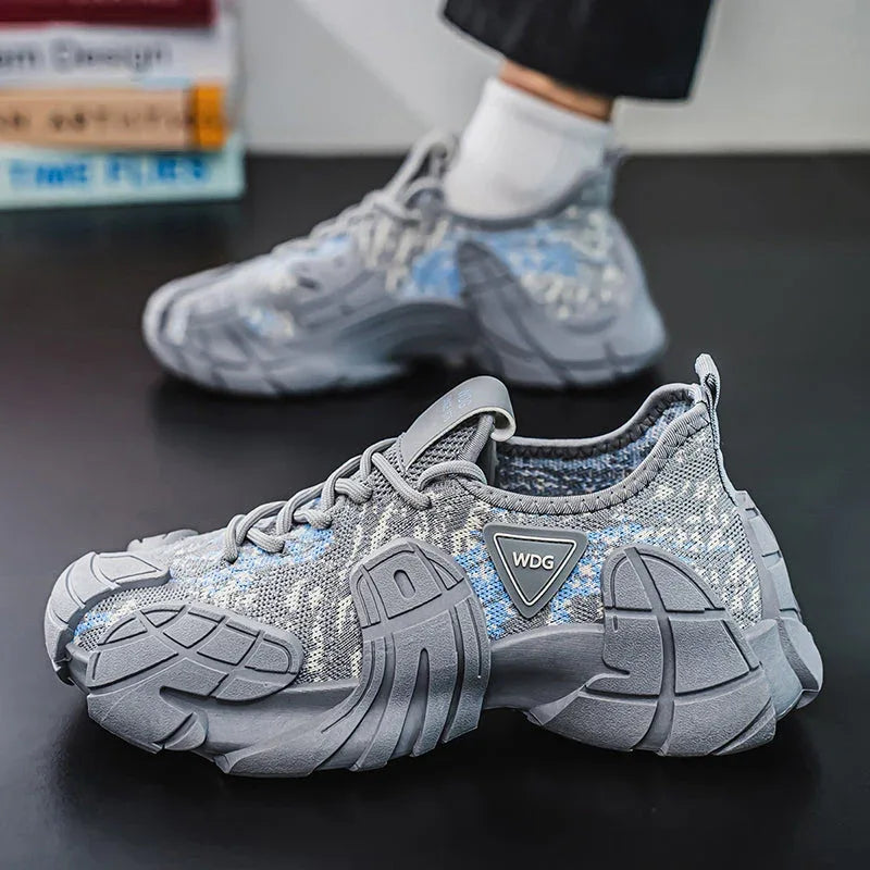 Metro Pace T84 Sneakers - Luxuryurbanwear