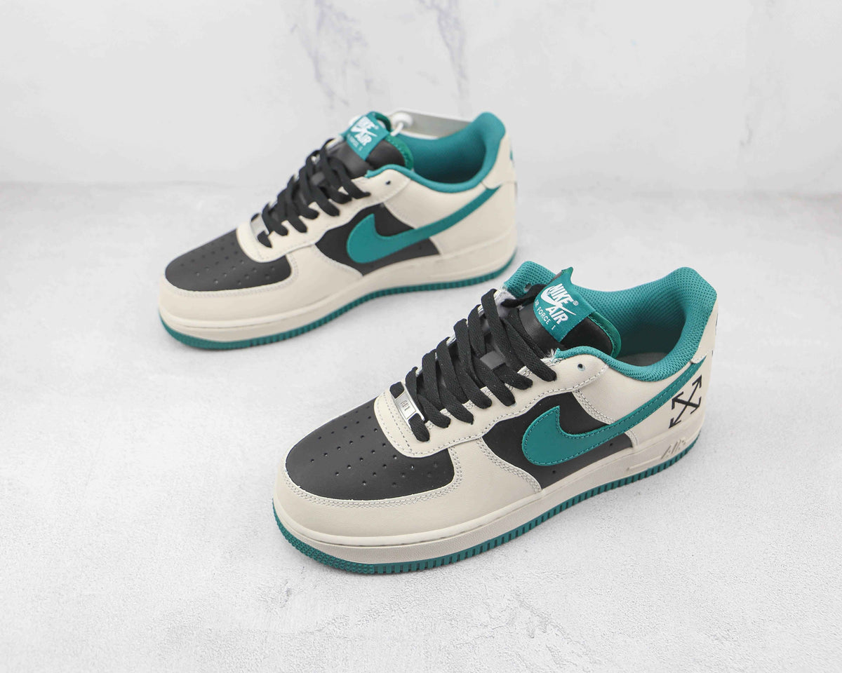 Custom - Air Force High OFF W UNISEX SneakerNational