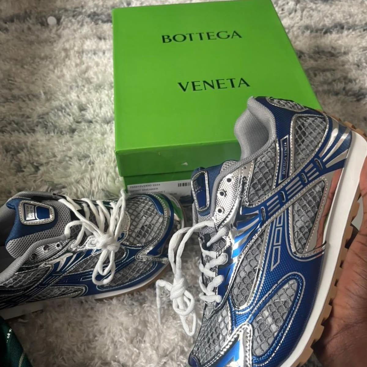 Bottega Veneta Orbit Fishnet – A Statement of Luxury