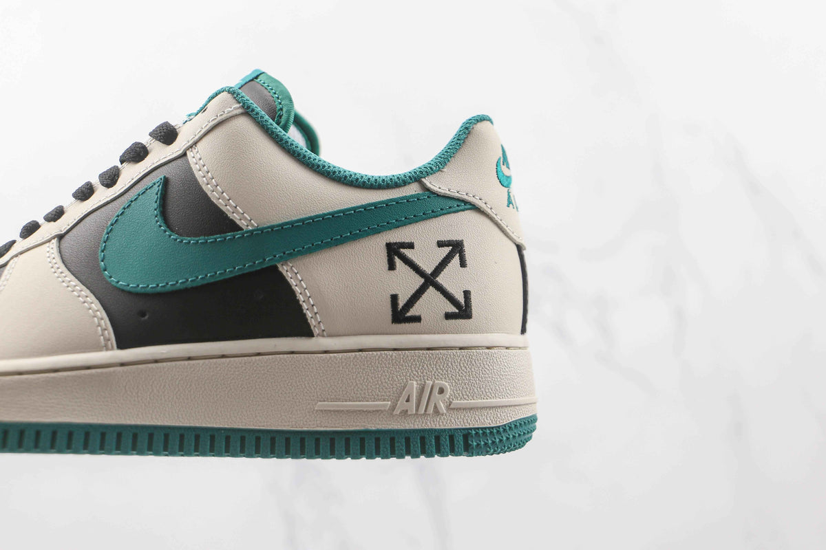 Custom - Air Force High OFF W UNISEX SneakerNational