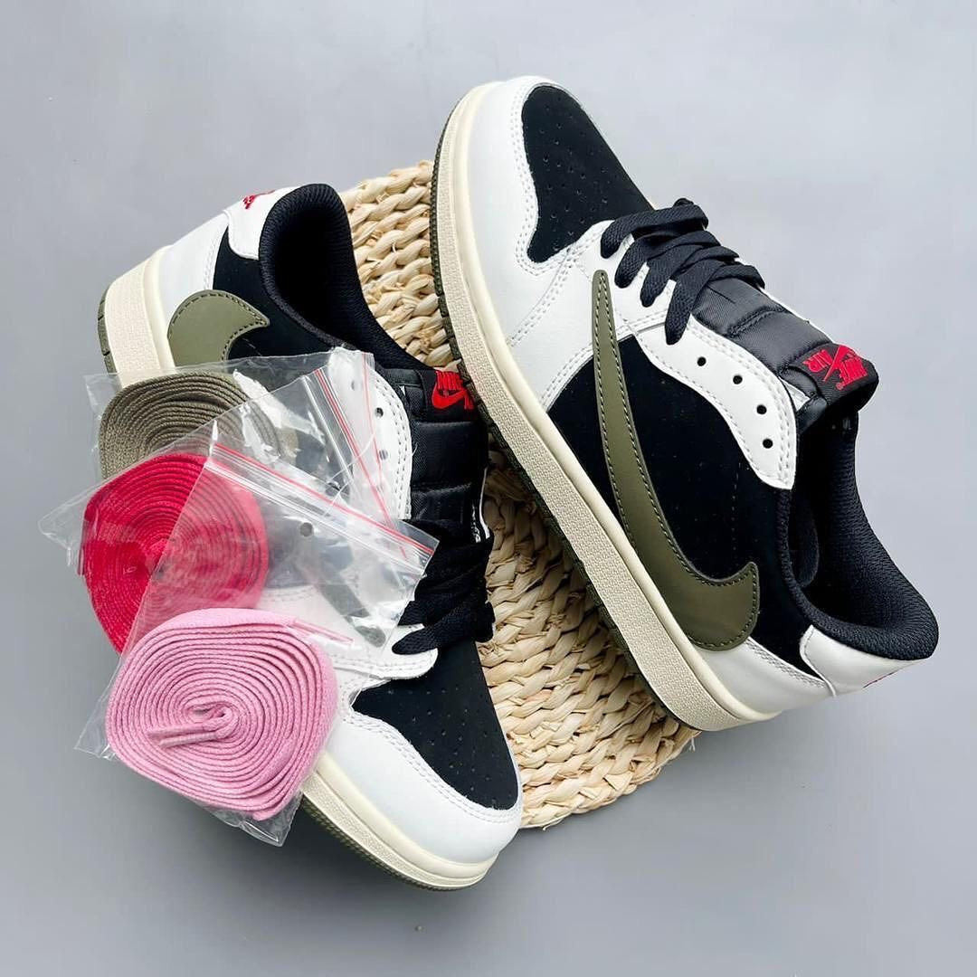 Air Jordan 1 Travis Scott Olive Wmns Limited Edition Retro Low OG Sneakers - Luxuryurbanwear