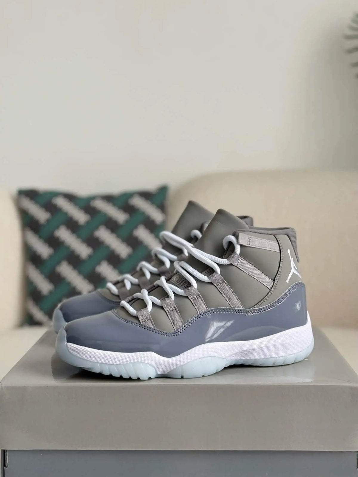 Air Jordan 11 Retro Cool Grey - OMYGOODS