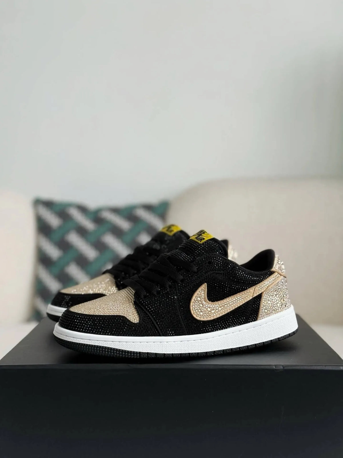 Air Jordan 1 Low “Gold Dust” Black & Gold - OMYGOODS