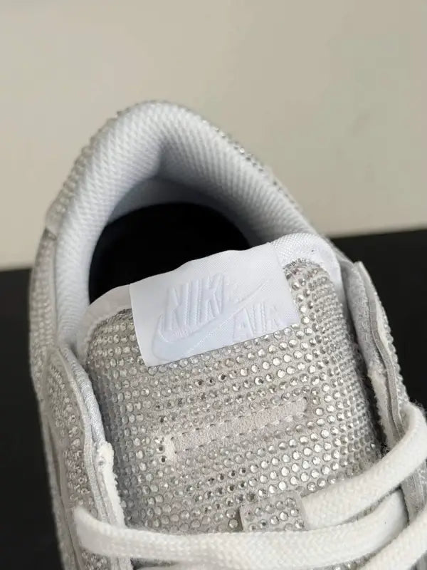 Air Jordan 1 Low “Platinum Sparkle” Silver - OMYGOODS