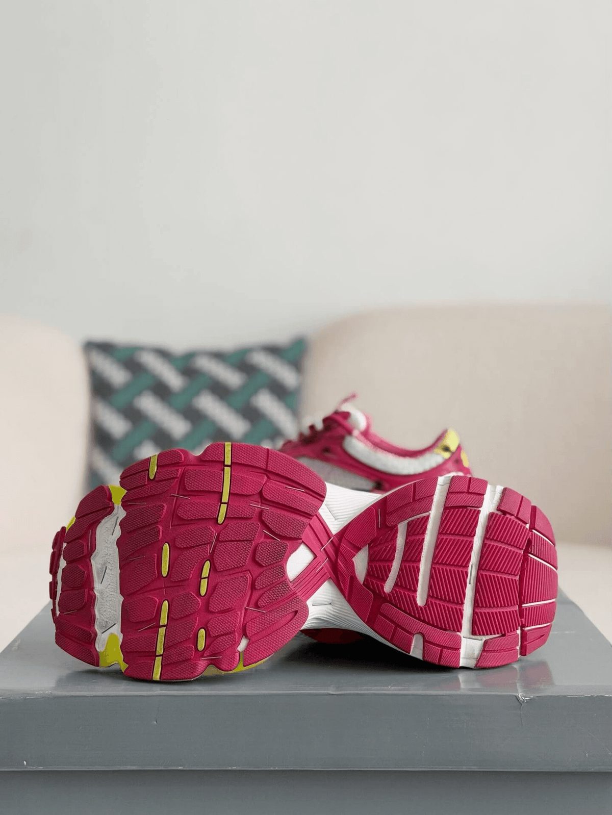 Balenciaga 10XL Sneaker – White, Pink & Yellow CUSTOM