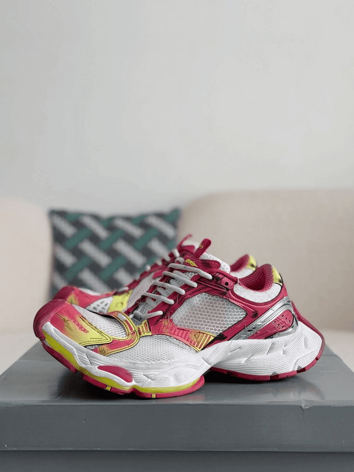 Balenciaga 10XL Sneaker – White, Pink & Yellow CUSTOM