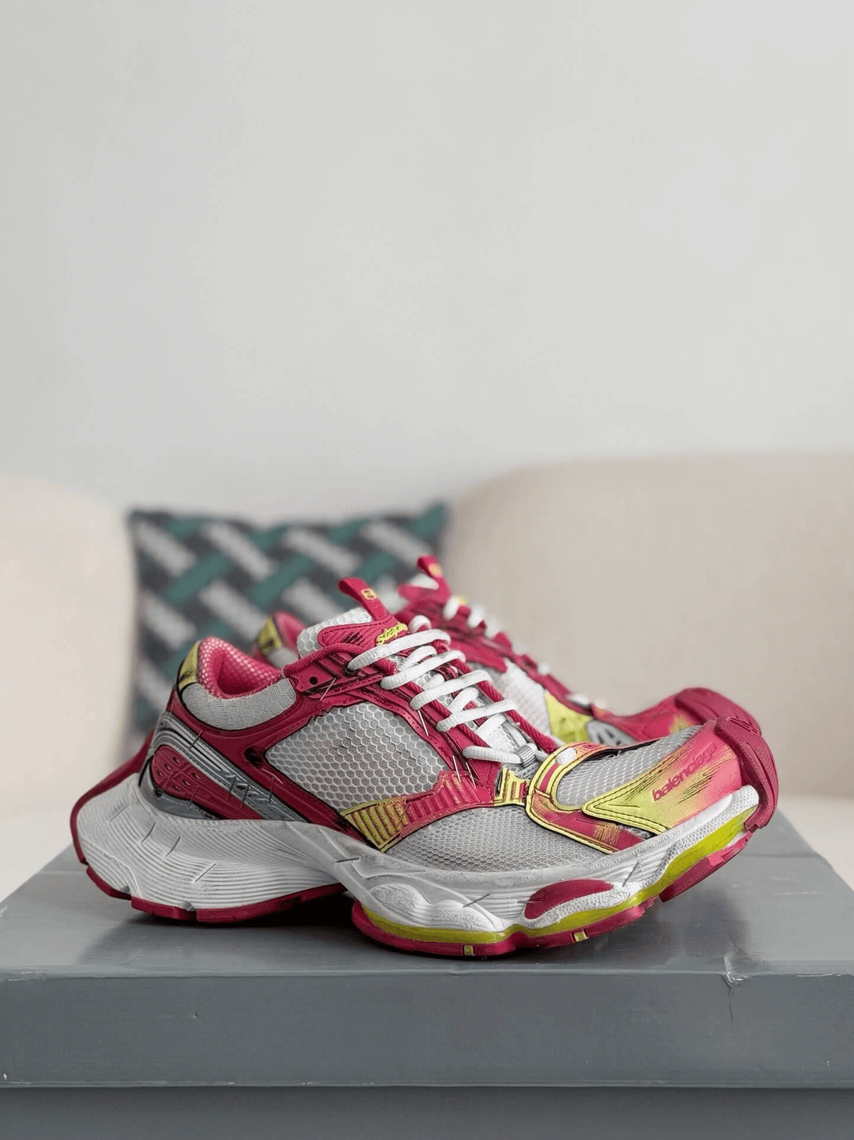 Balenciaga 10XL Sneaker – White, Pink & Yellow CUSTOM
