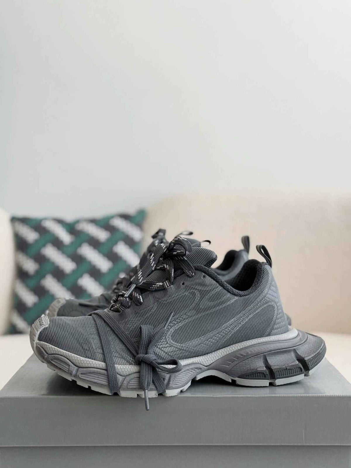 Balenciaga 3XL Sneaker – Anthracite / Dark Grey