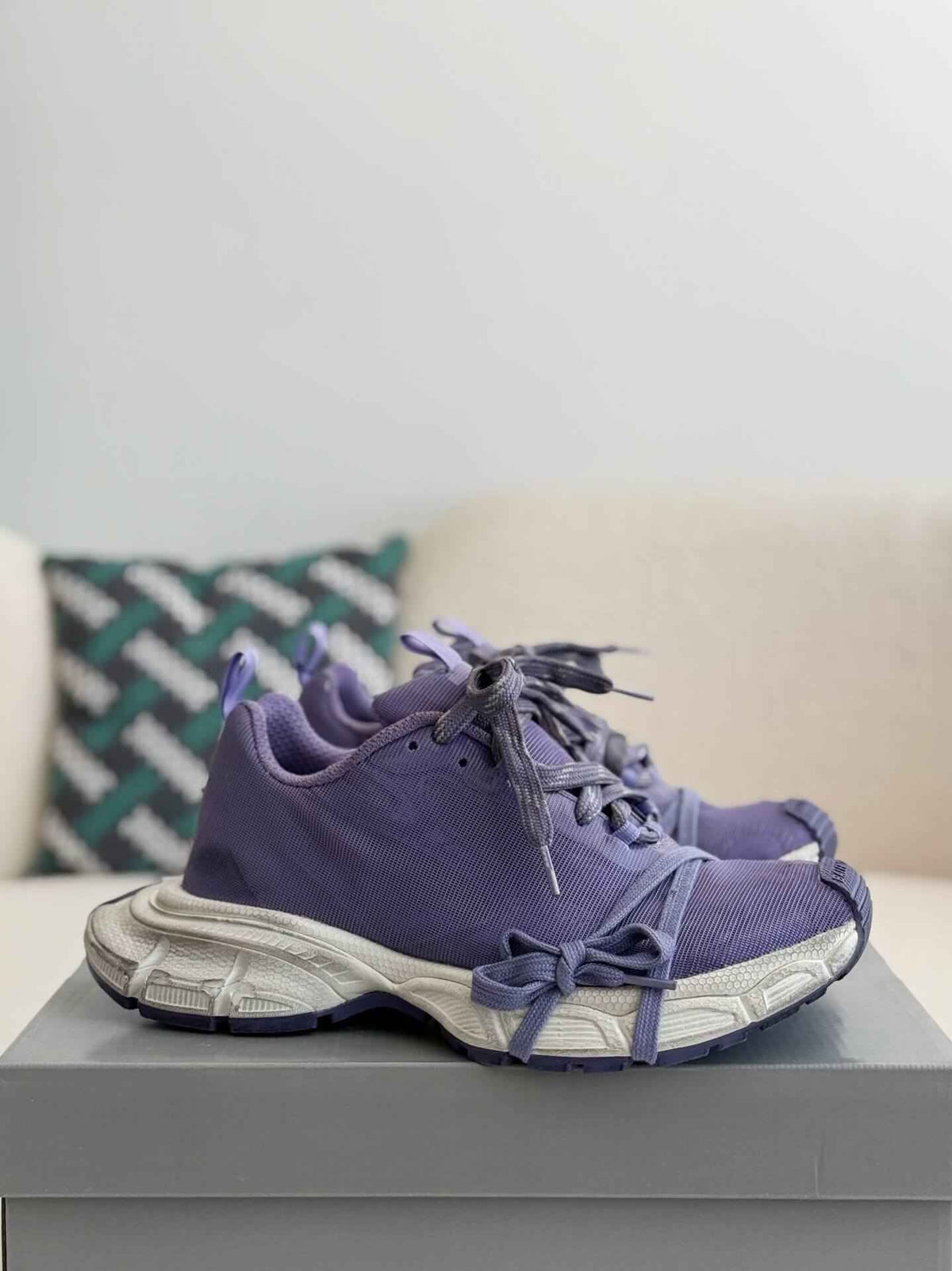 Balenciaga 3XL Sneaker – Purple & White