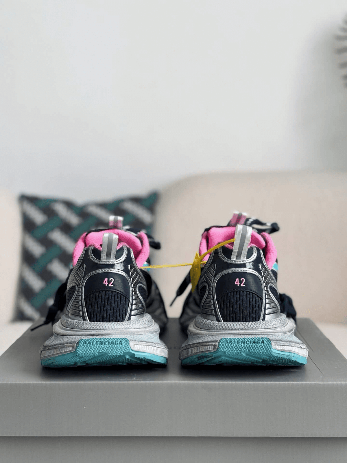 Balenciaga 3XL Sneaker – Navy, Silver & Pink CUSTOM