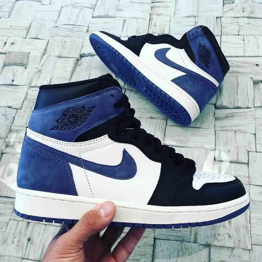 Air Jordan 1 Blue Moon Sneakers - Elevate Your Style and Comfort