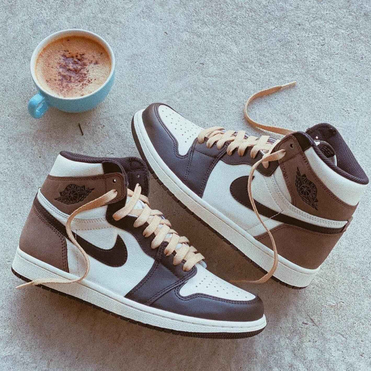 Air Jordan 1 Dark Mocha Sneakers - Style Meets Performance