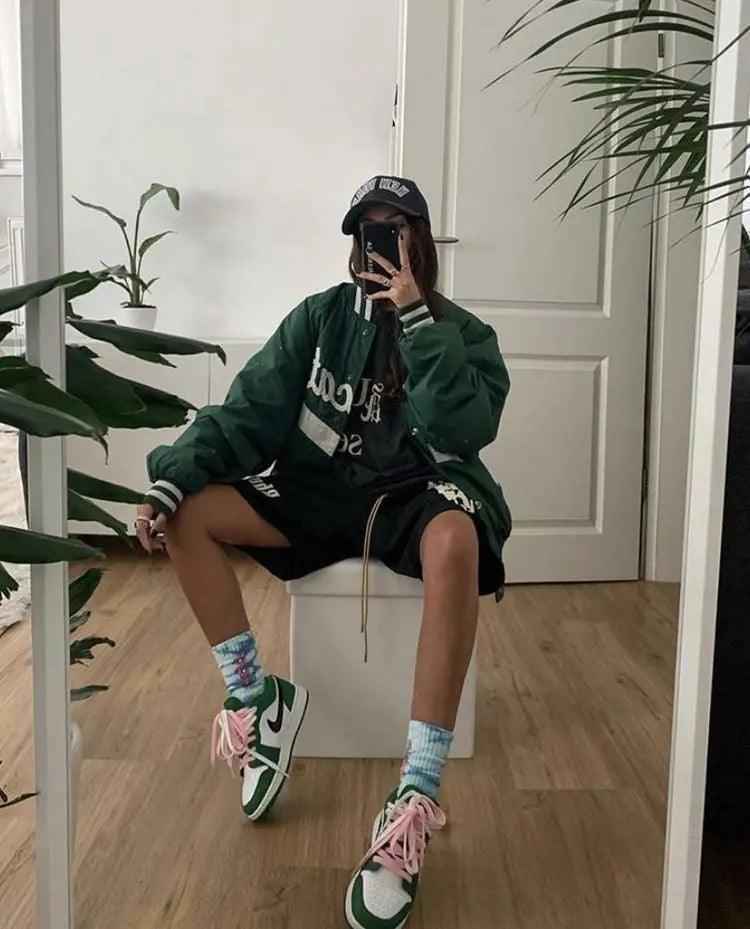Custom Air Jordan 1 Dutch Green High Q – Unique Style and Comfort SneakerNational
