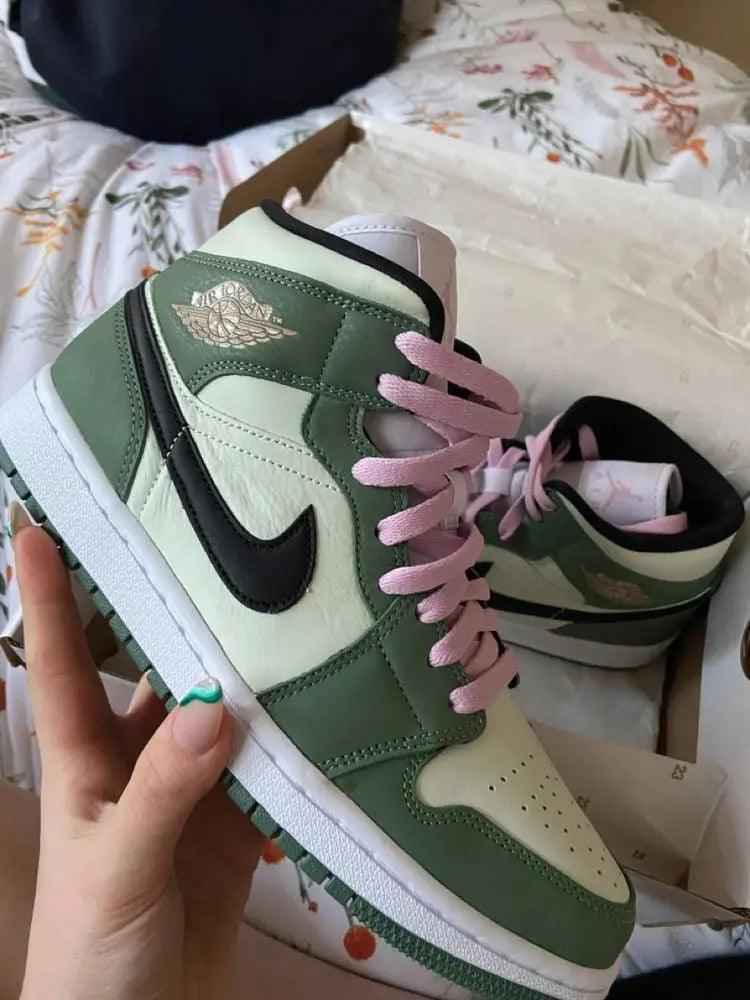 Custom Air Jordan 1 Dutch Green High Q – Unique Style and Comfort SneakerNational