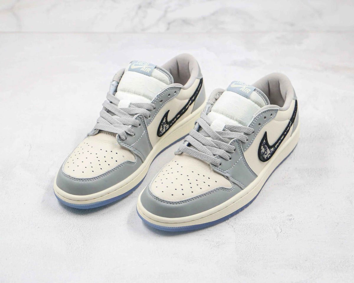 Custom Air Jordan 1 x DİOR High OG SneakerNational