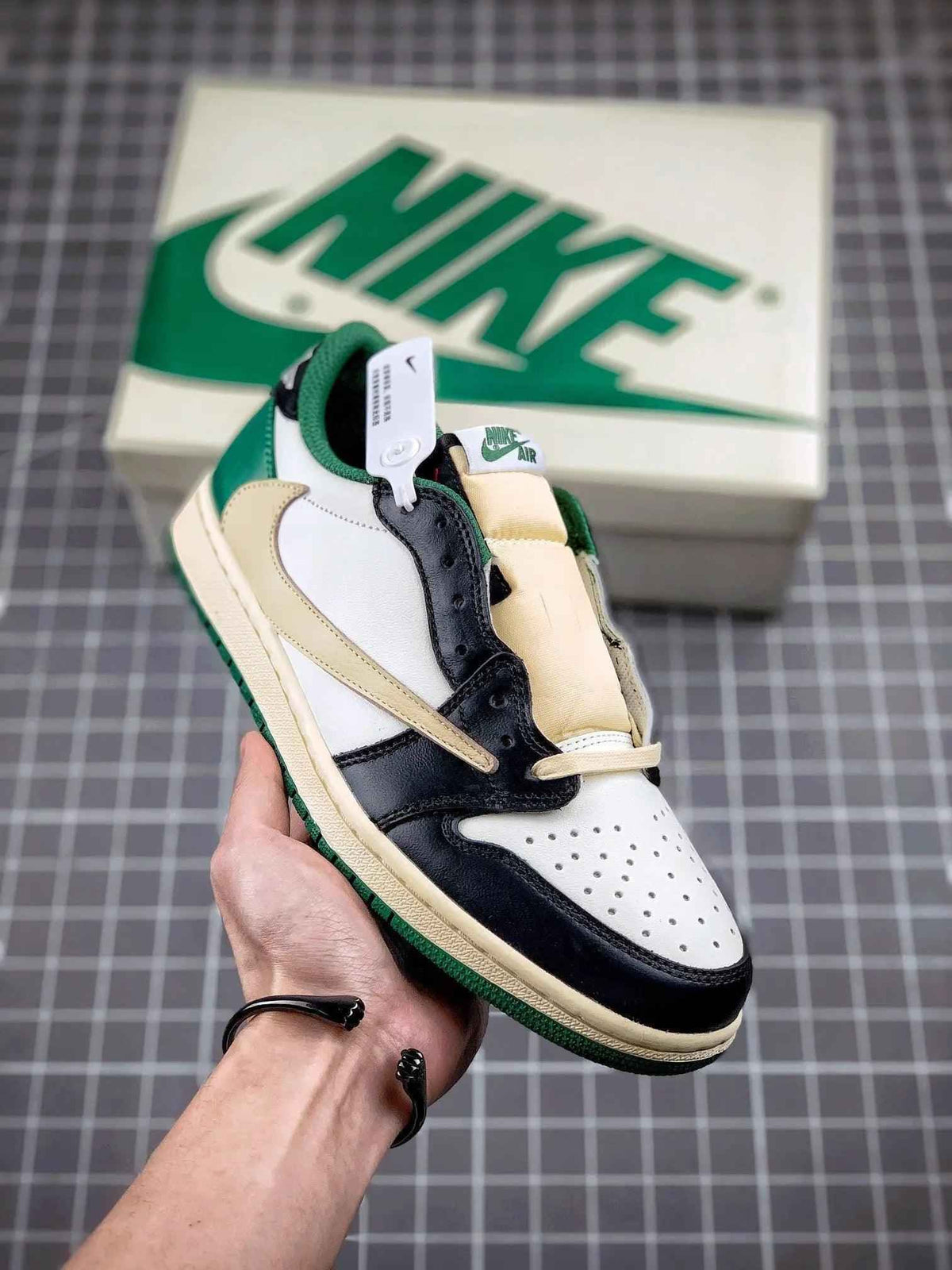 Fragment x Travis Scott x Air Jordan 1 Low