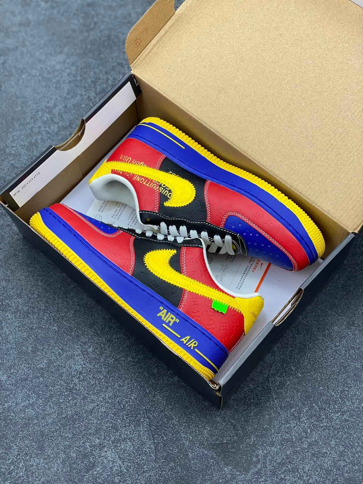 Off-White x Nike Air Force 1 1A9V9D