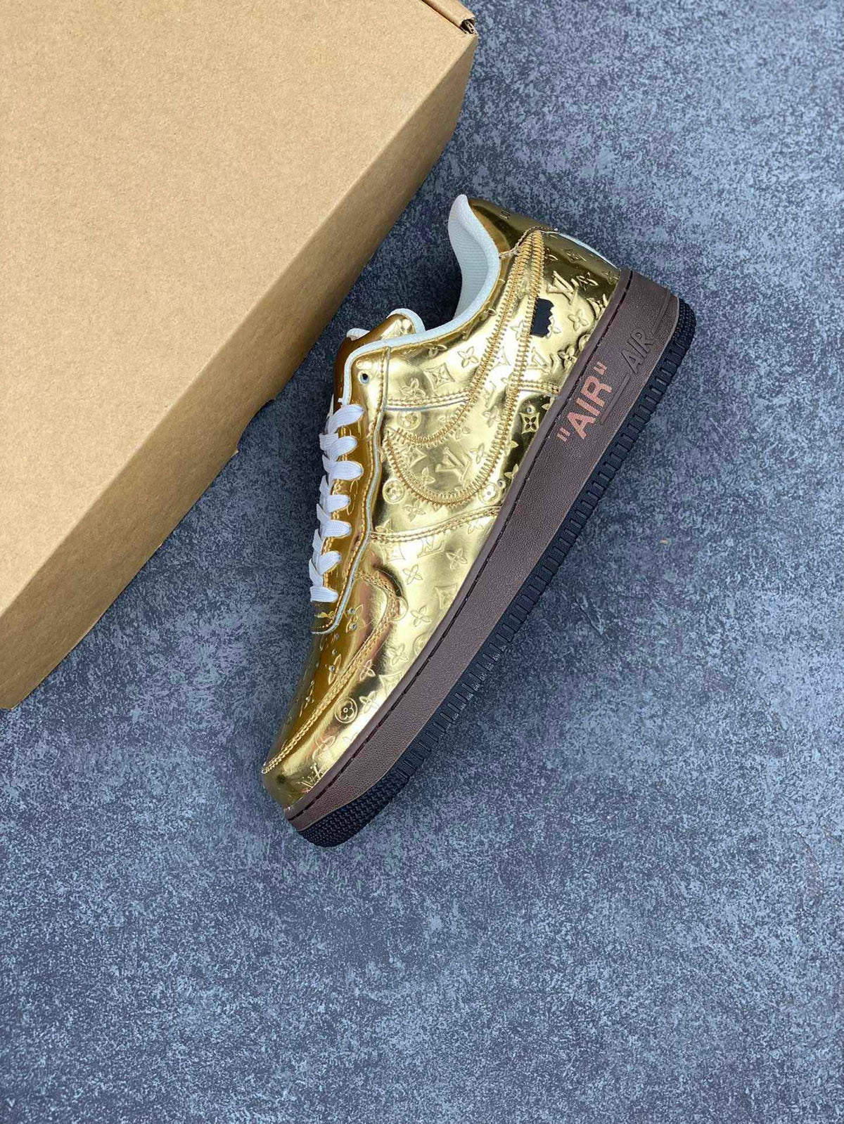 Custom LV x Off-White x Air Force 1 1A9VG0