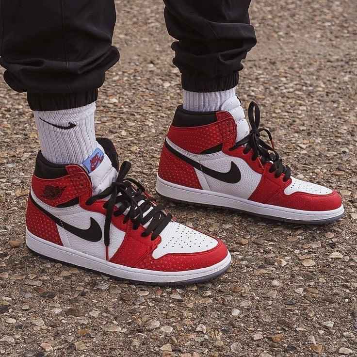 Custom RED Black White Jordan 1 CHICAGO Sneakerhypes SneakerNational