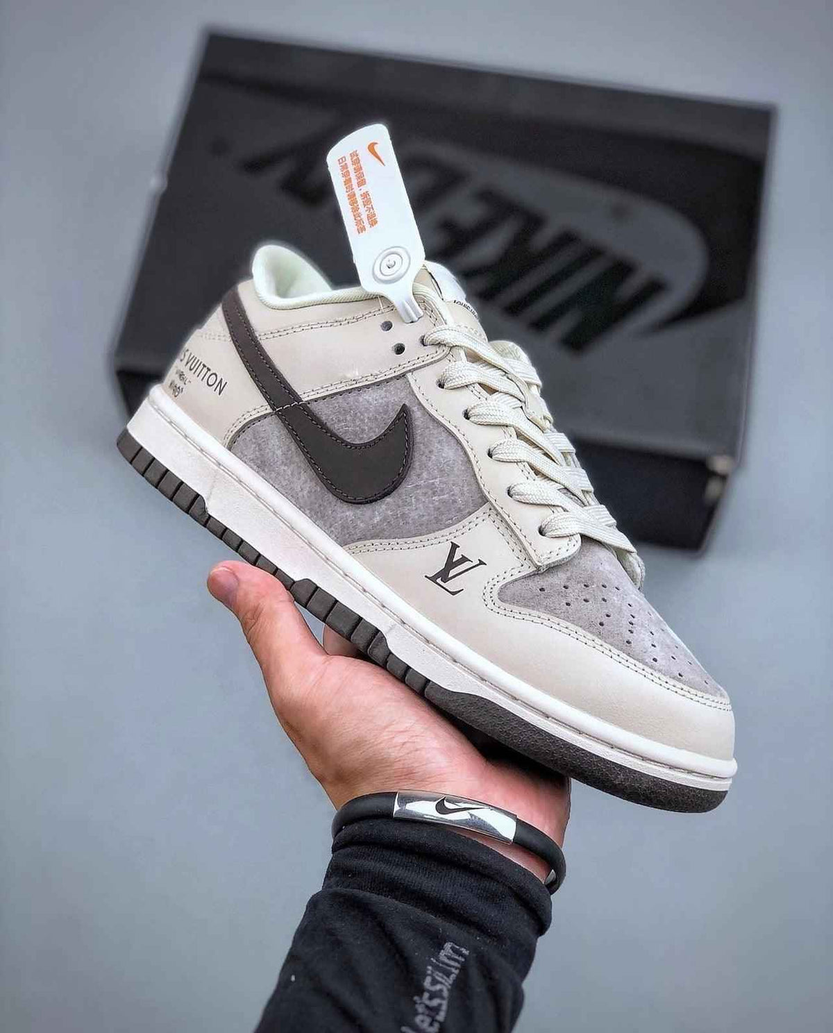 SB Dunk Low x LV Monogram K24