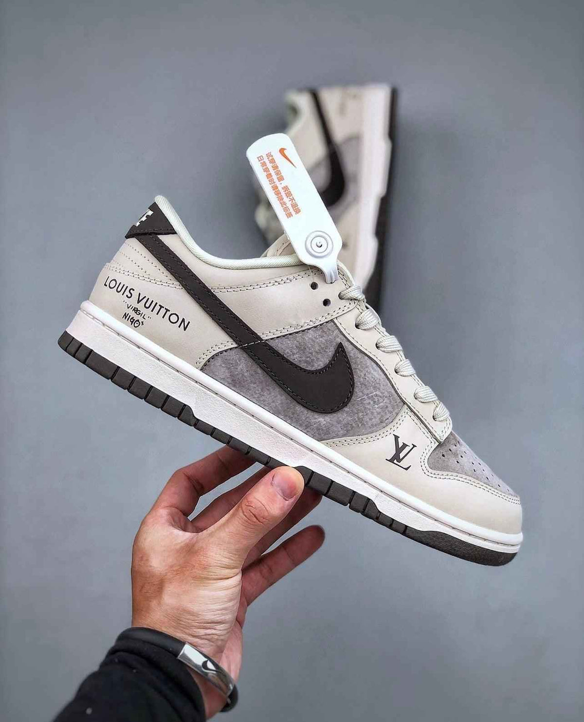 SB Dunk Low x LV Monogram K24