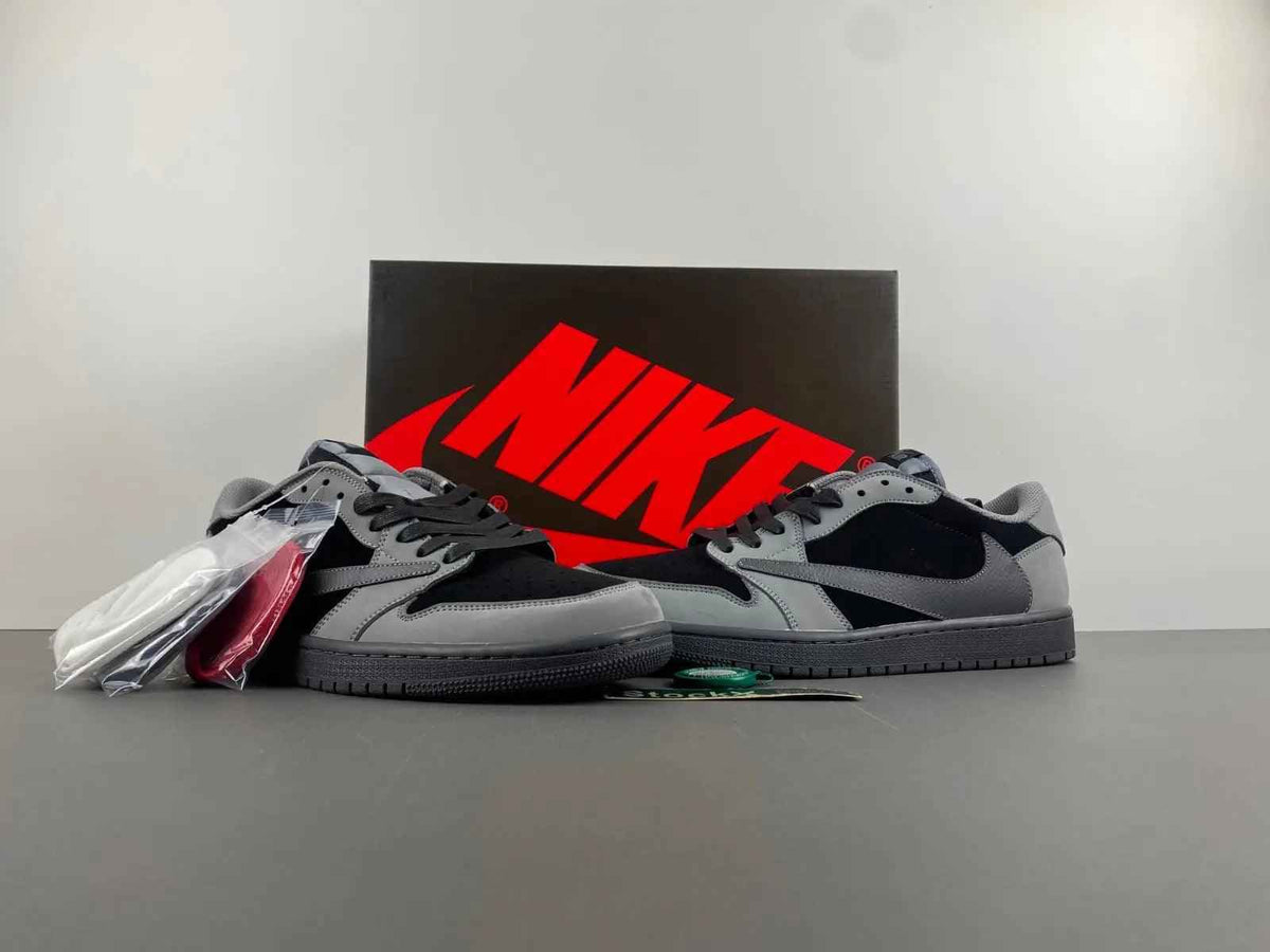 Travis Scott x Air Jordan 1 DM7866-775