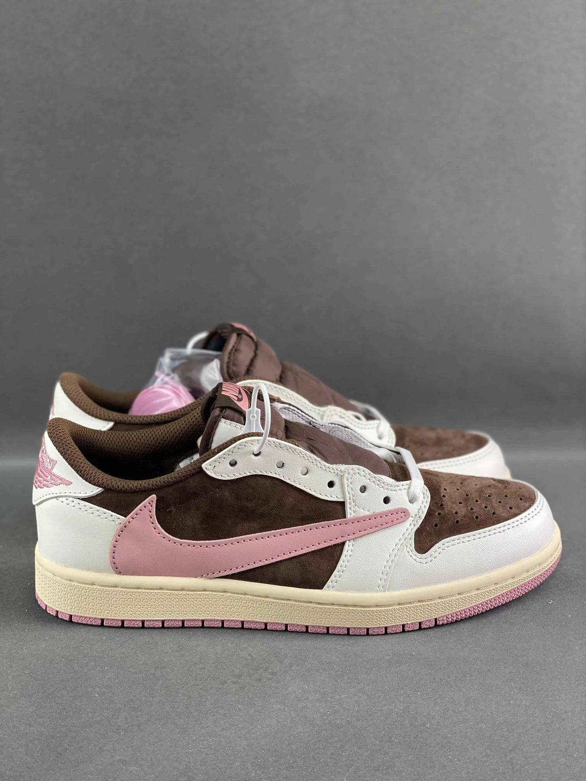 Travis Scott x Air Jordan 1 Low DX4131-206