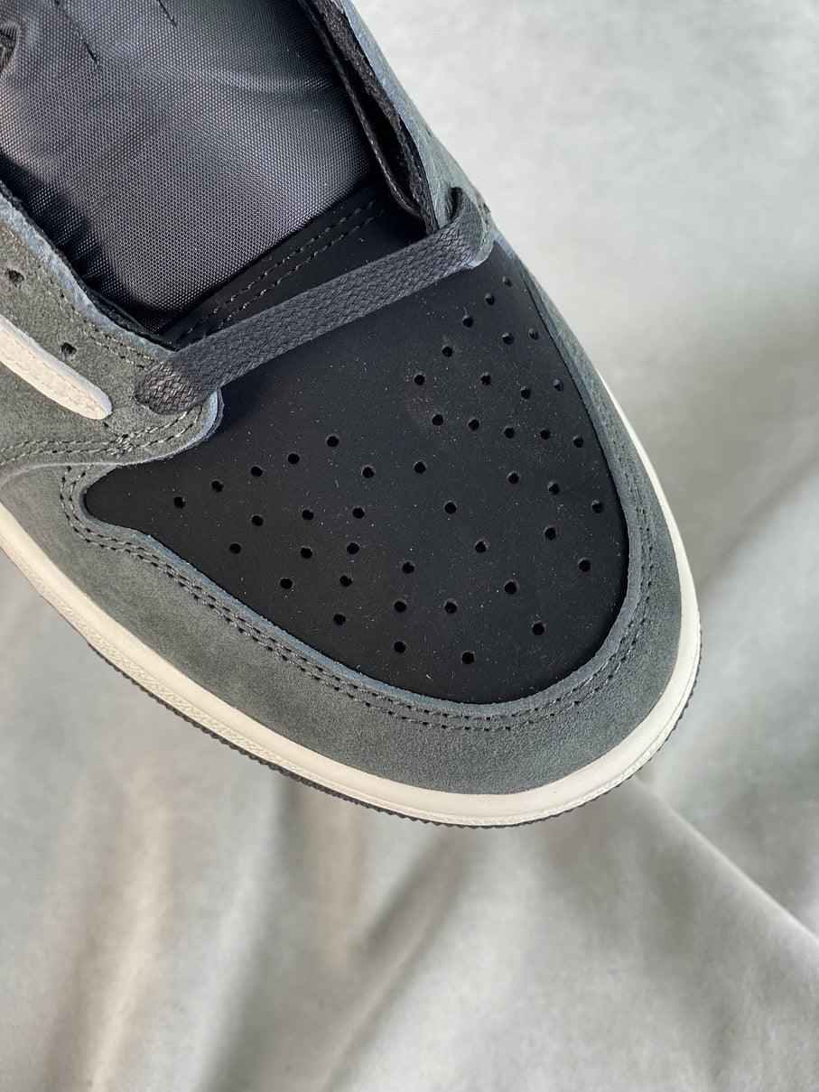 Travis Scott x Fragment x Air Jordan 1 Low DM7866-001 - Exclusive Travis Scott Air Jordan 1 Low