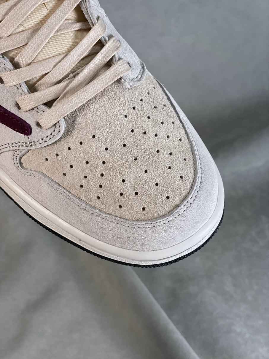 Travis Scott Edition Heritage Low - Limited Suede Beige & Deep Bordeaux
