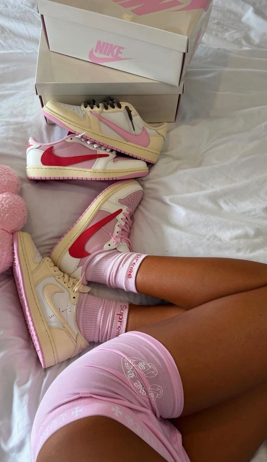 Travis Scott × AJ1 Low "Shy Pink" - Elevate Your Style