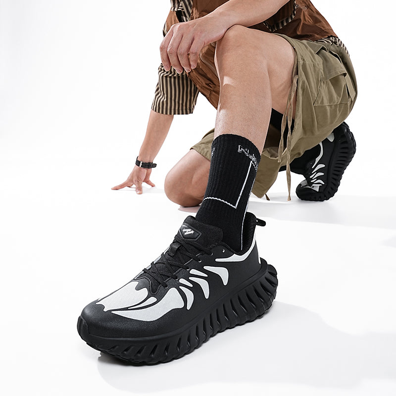 Void Striker' T84 Sneakers - Luxuryurbanwear