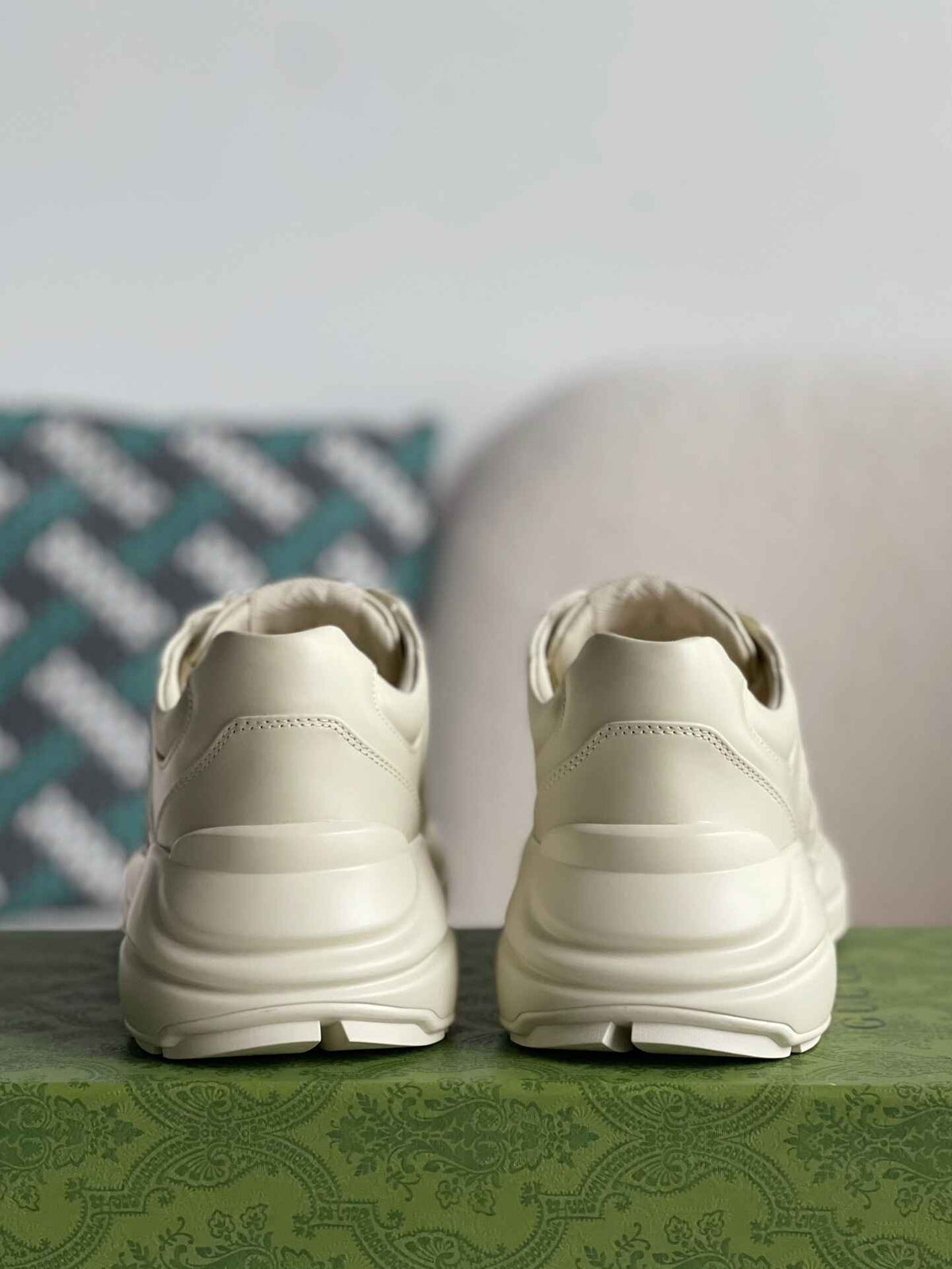 Gucci Rhyton Sneaker – Ivory Leather with Pink Interlocking G CUSTOM