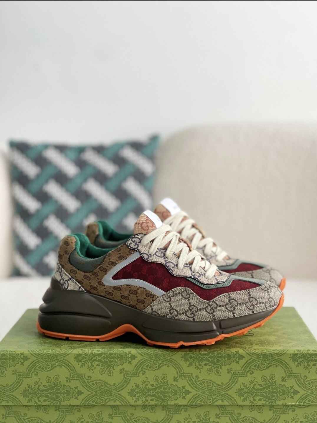 Gucci Rhyton Sneaker – Multicolor GG Supreme Canvas & Bordeaux