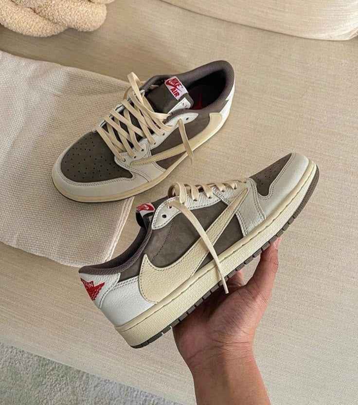 Fragment Travis Scott Air Jordan 1 Low Limited Edition Sneakers