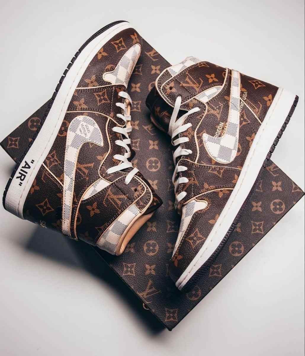 Air Jordan 1 OFF-White Monogram Sneakers – Elevate Your Style