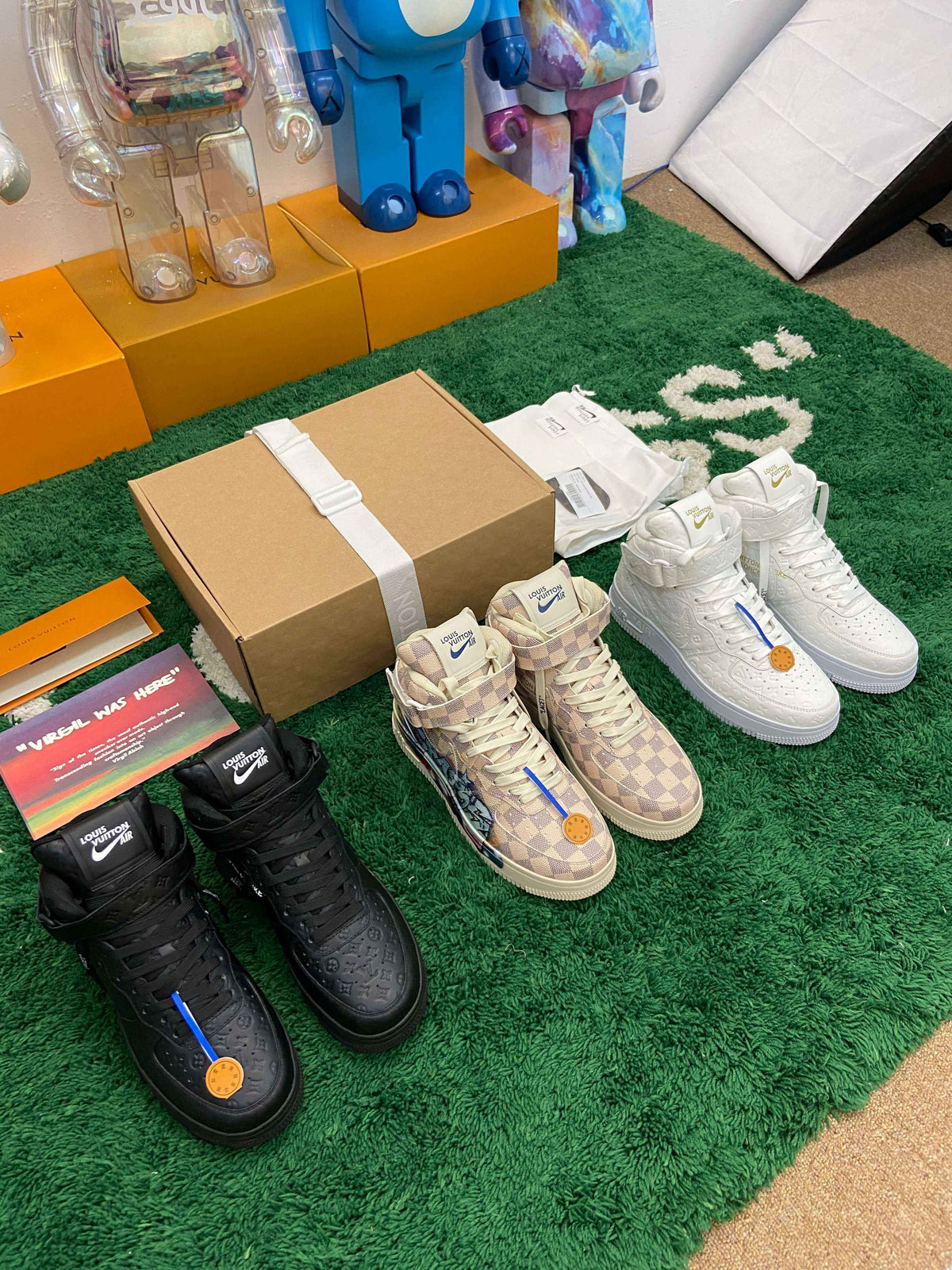 Air Force 1 Mid by Virgil Abloh – Triple White Monogram